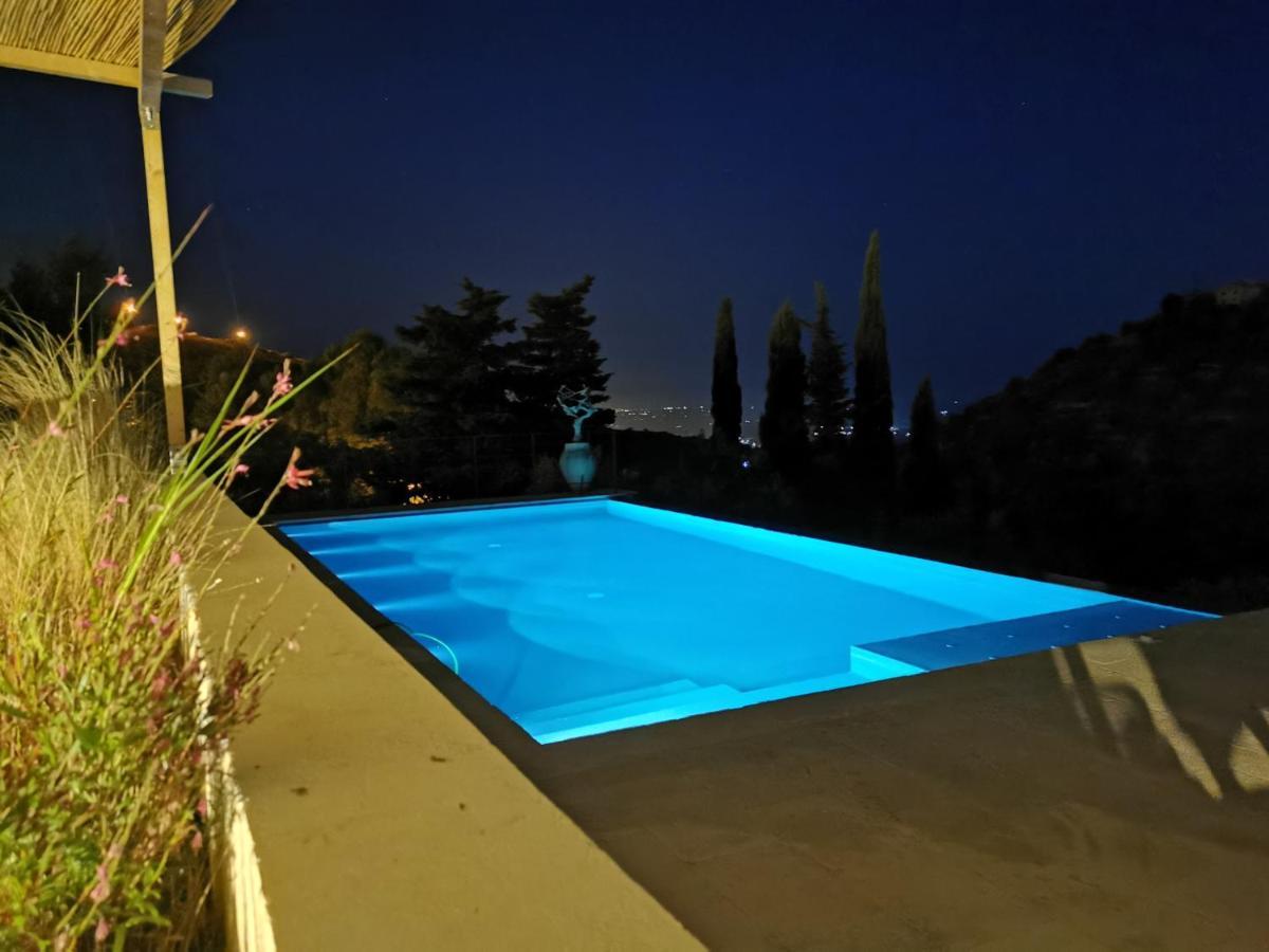 Dream House Apartment Noto Ngoại thất bức ảnh