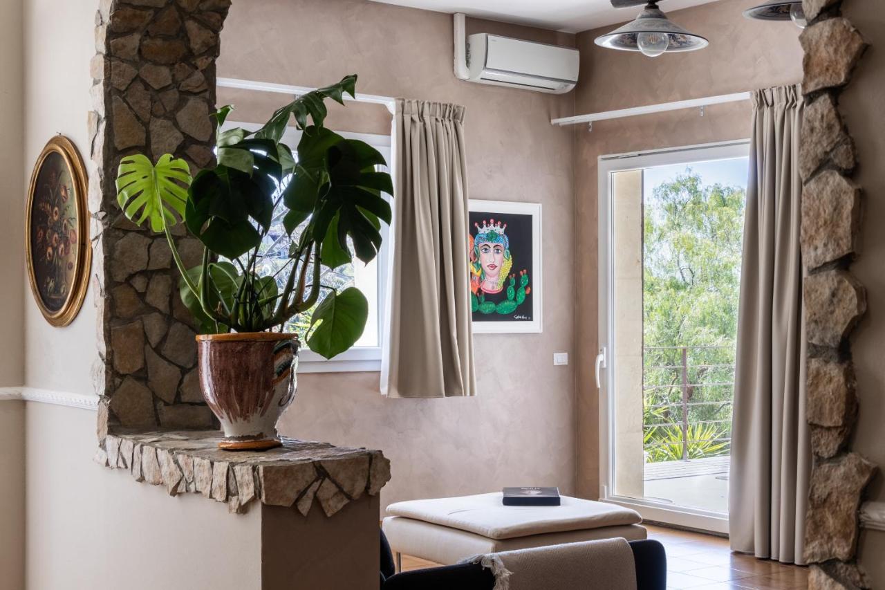Dream House Apartment Noto Ngoại thất bức ảnh