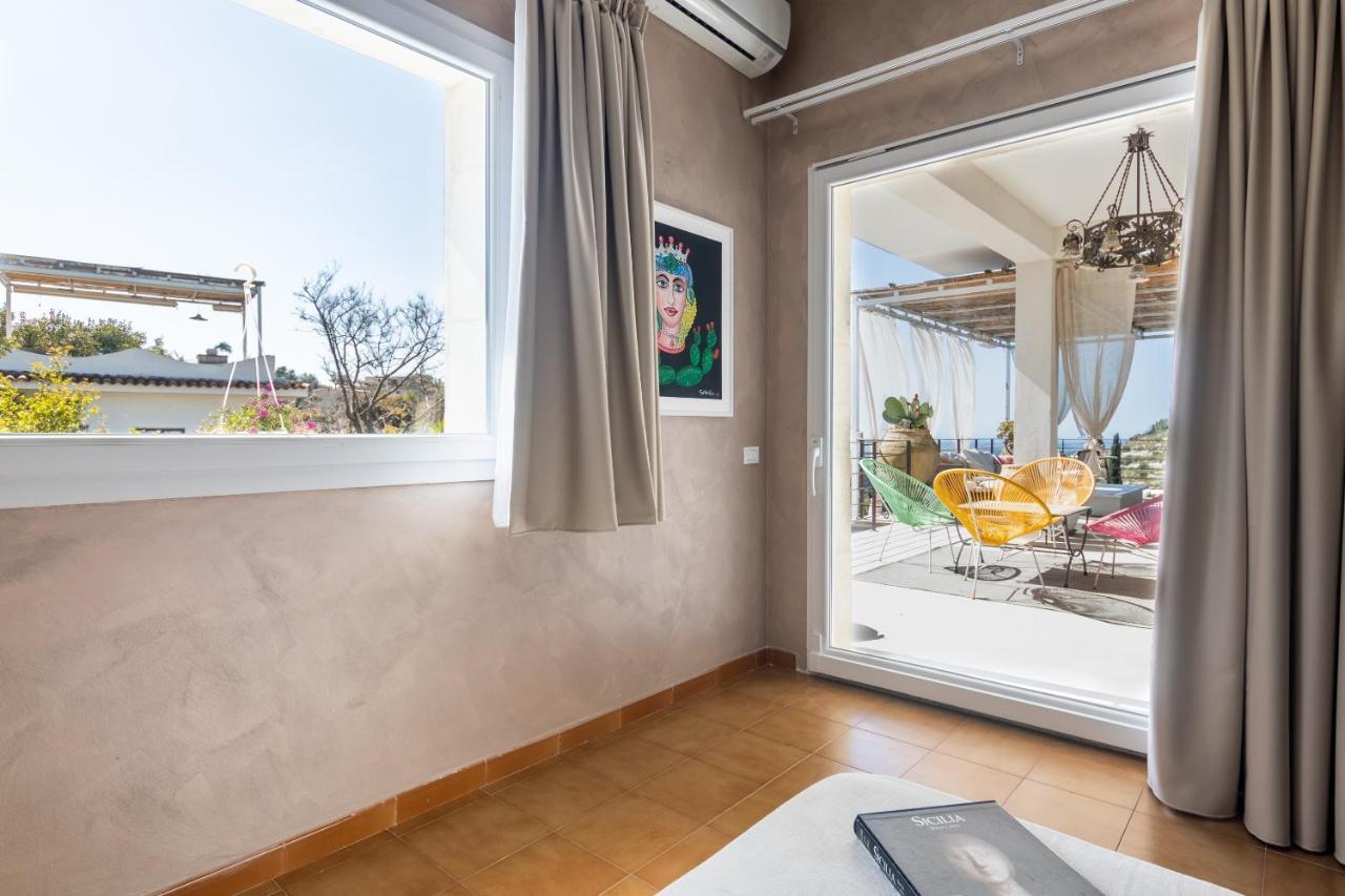 Dream House Apartment Noto Ngoại thất bức ảnh